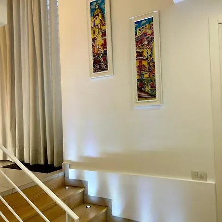 فندق مبيت وإفطار Vesuvia Luxury Living 3*